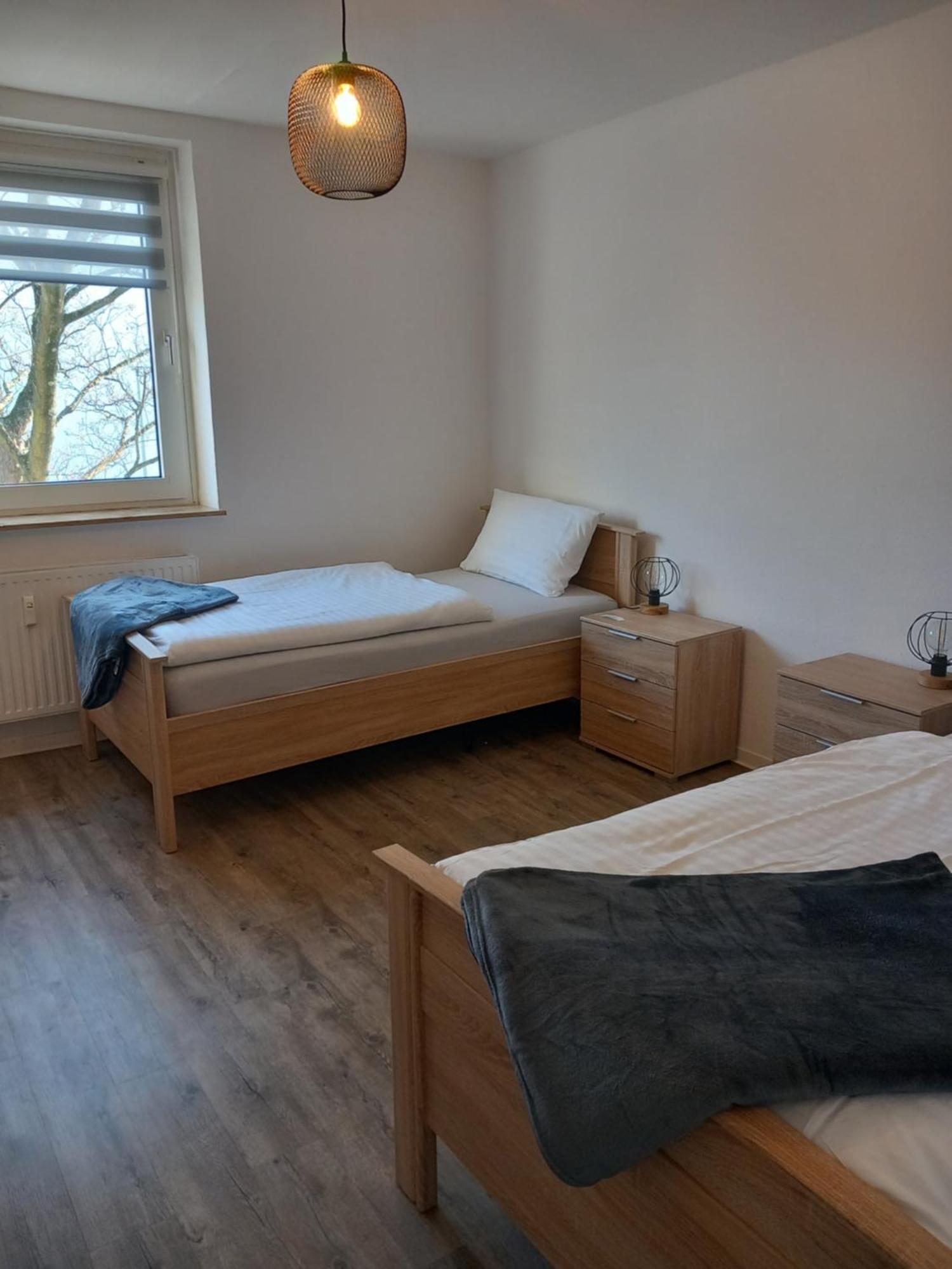 City Apartment Duisburg 2#Netflix &Wlan &Kingsize Bett & Kaffee Maschine & Central & 500M Innenhafen & 2 Min U Bahn Esterno foto